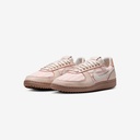 WMNS NIKE FIELD GENERAL CN
