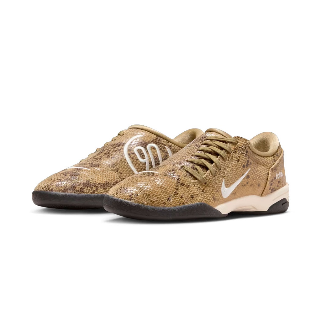 WMNS NIKE T90 SE
