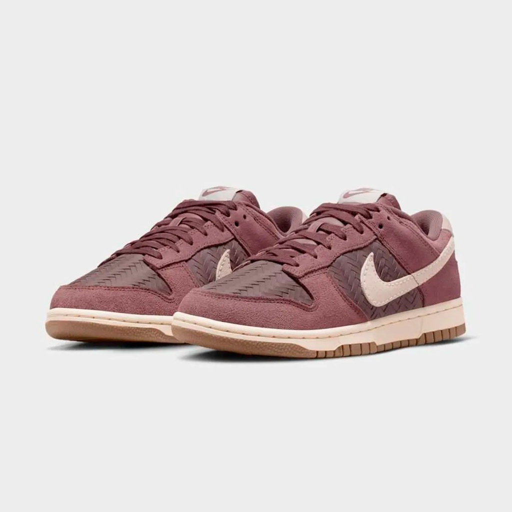W NIKE DUNK LOW SE PRM