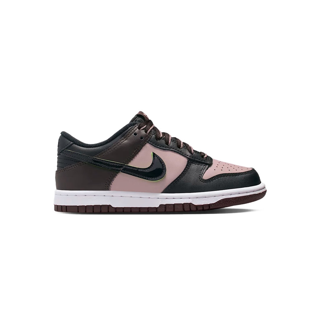 NIKE DUNK LOW SE D BG