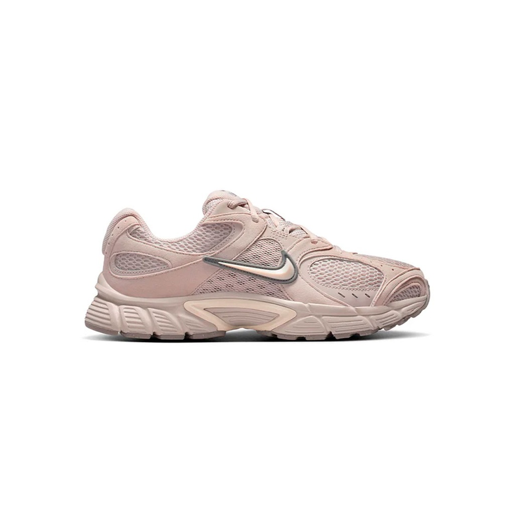 W NIKE V5 RNR SUEDE