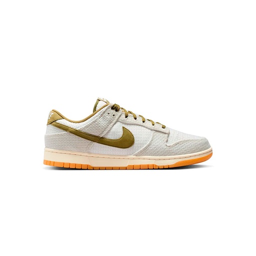 NIKE DUNK LOW RETRO SE STYLE