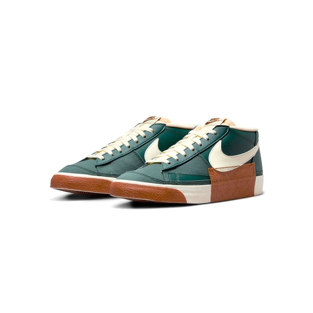 BLAZER LOW PRO CLUB BTS