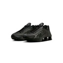 NIKE SHOX R4