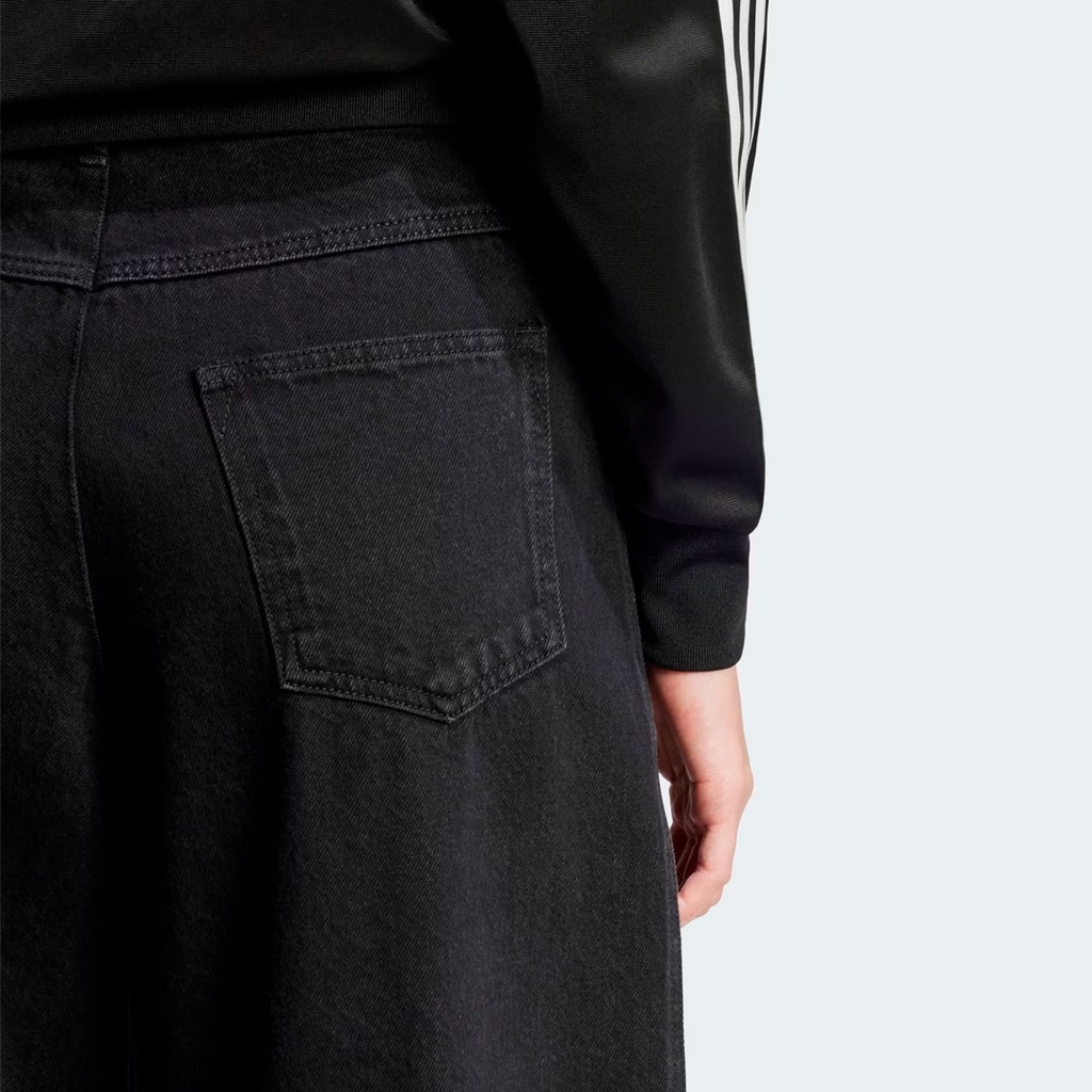 JD0082 ADIDAS APP FRANCHISE FEMALE