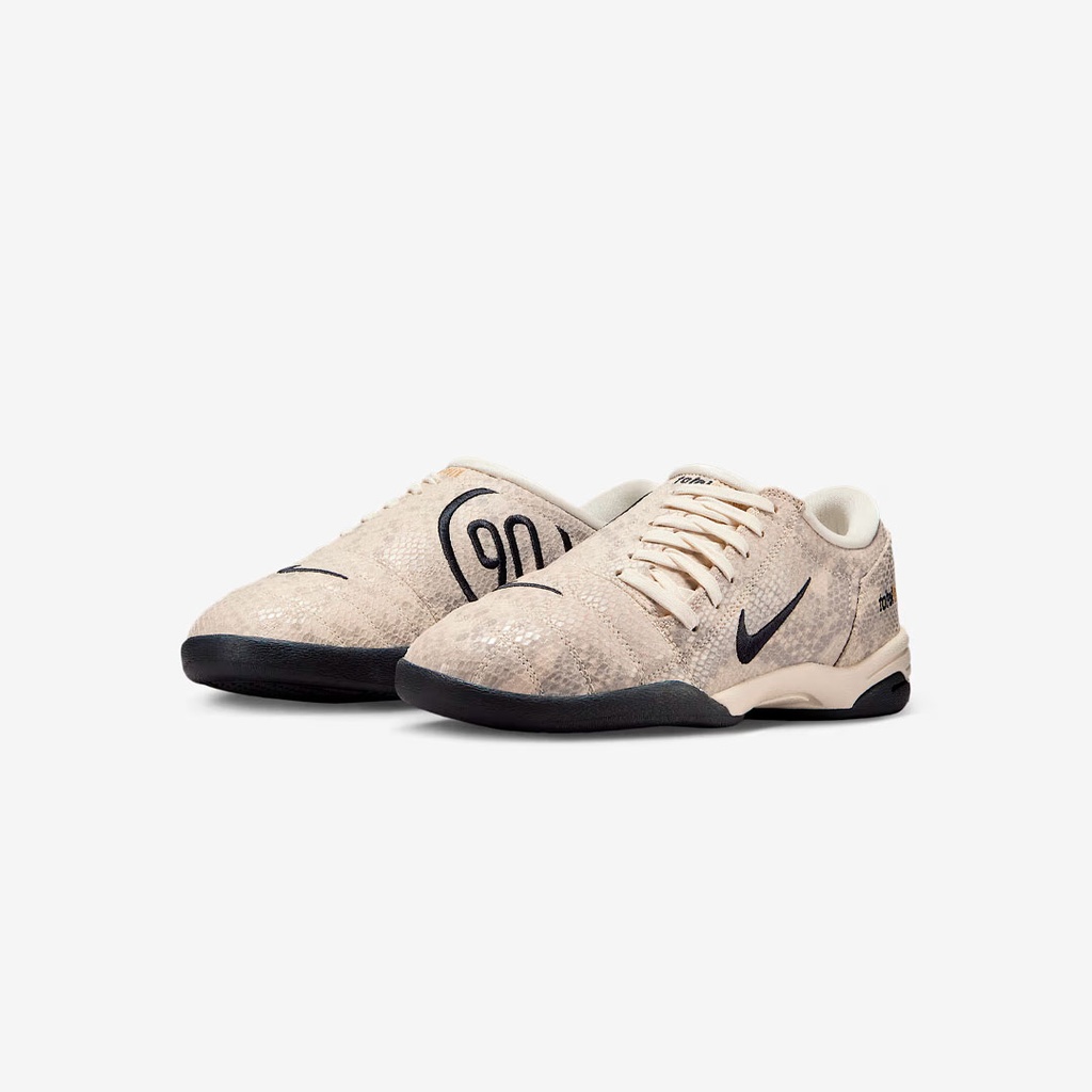 WMNS NIKE T90 SE