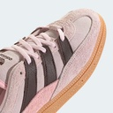 JR3703 ADIDAS FTW HANDBALL SPEZIAL FEMALE