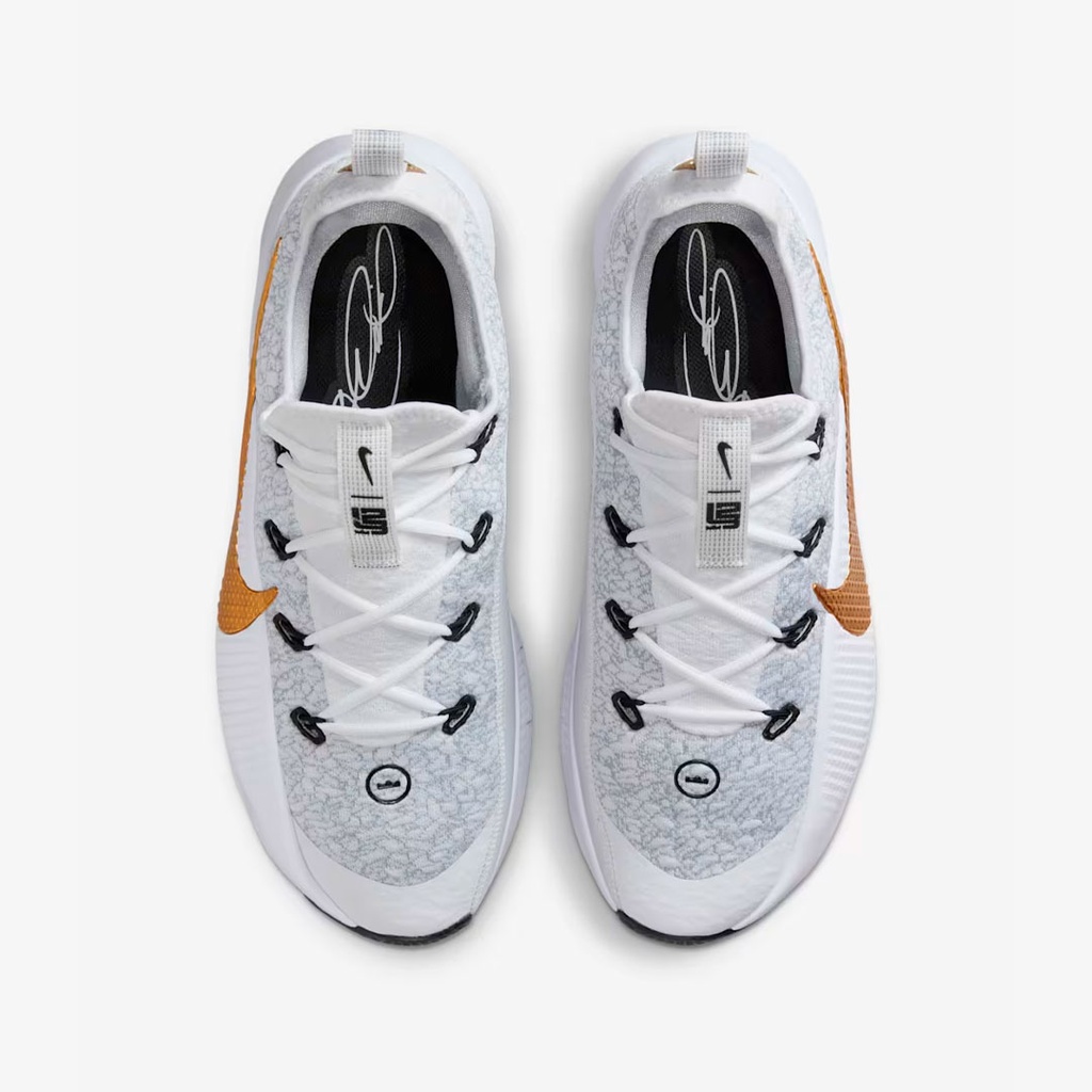 LEBRON TR 1