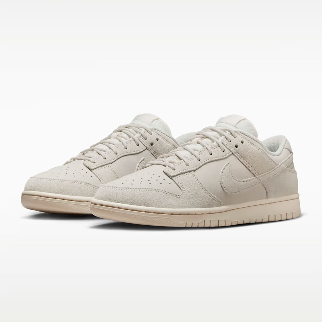 NIKE DUNK LOW RETRO SE NUBUCK