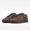 NIKE DUNK LOW RETRO SE NUBUCK