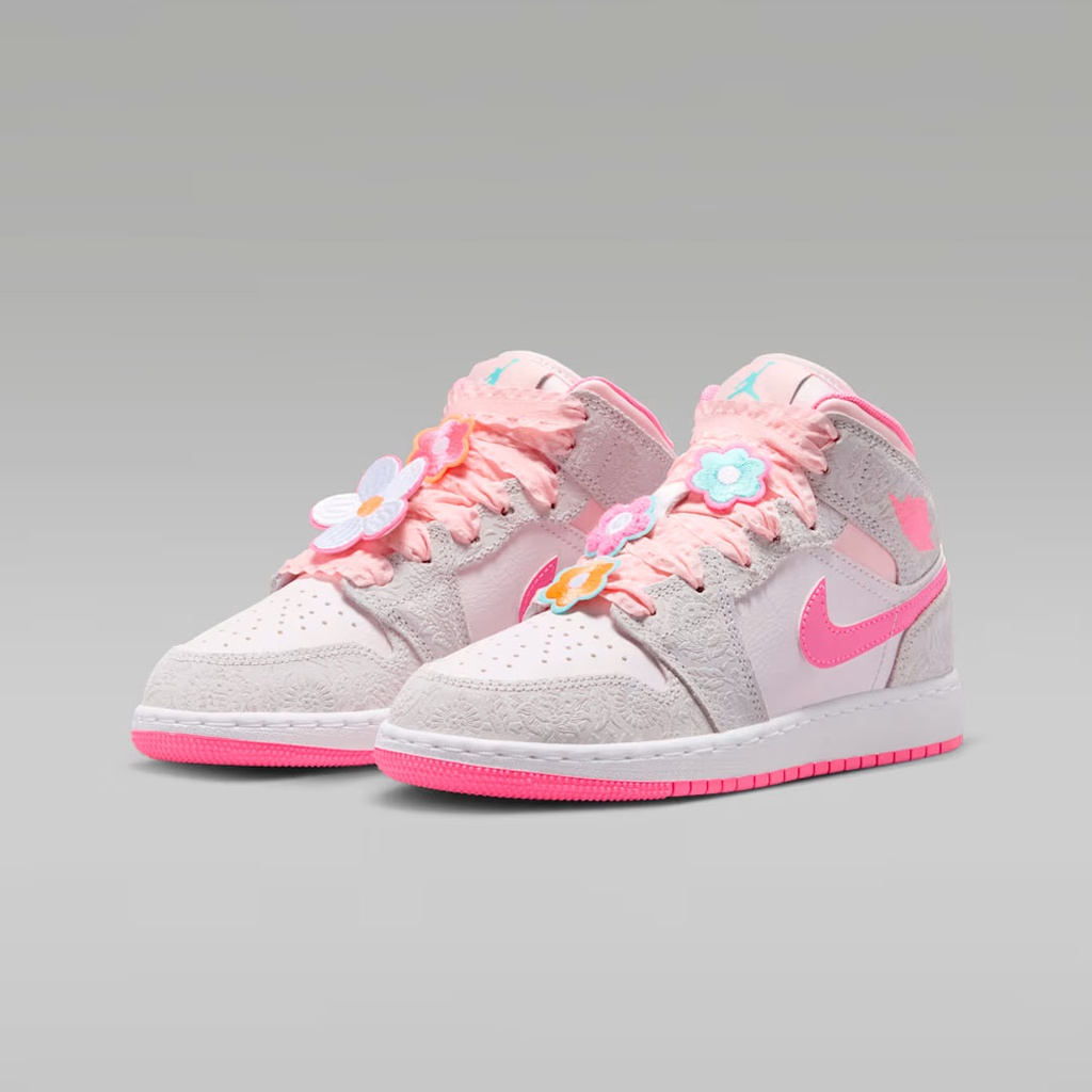 AIR JORDAN 1 MID SE FEM GG