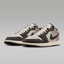 AIR JORDAN 1 LOW SE V2