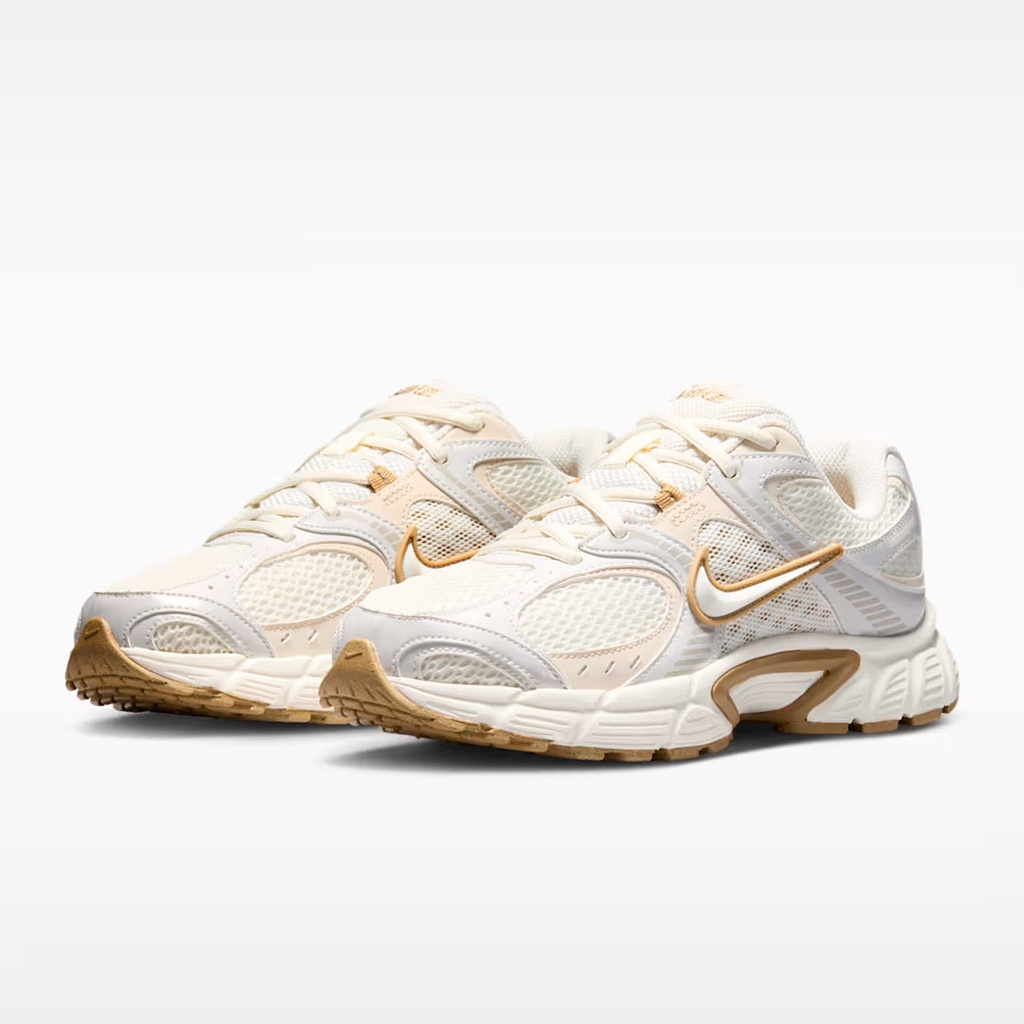 W NIKE V5 RNR