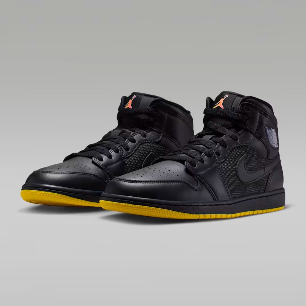 AIR JORDAN 1 MID SE V3