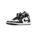 WMNS AIR JORDAN 1 MID 365