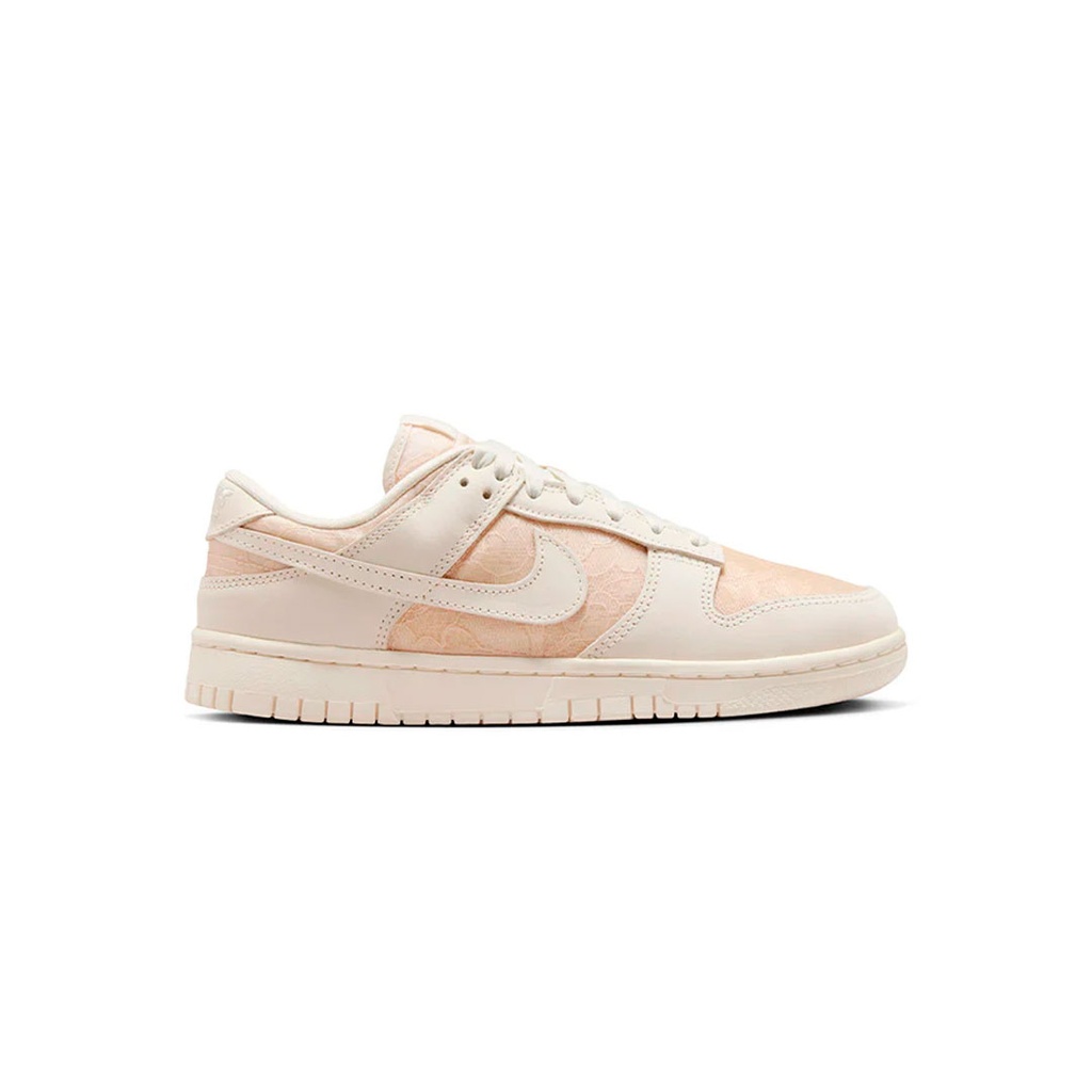 W NIKE DUNK LOW SE TRND