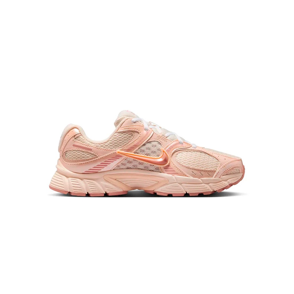 W NIKE V5 RNR NA8