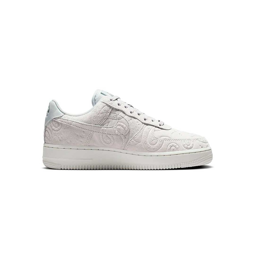 W AIR FORCE 1 07 PAISLEY