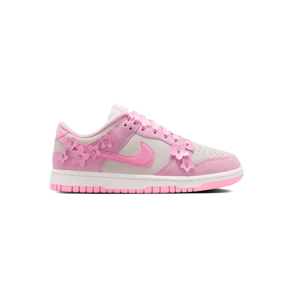 WMNS NIKE DUNK LOW SE FEMME