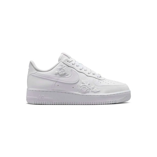 WMNS AIR FORCE 1 07 SE